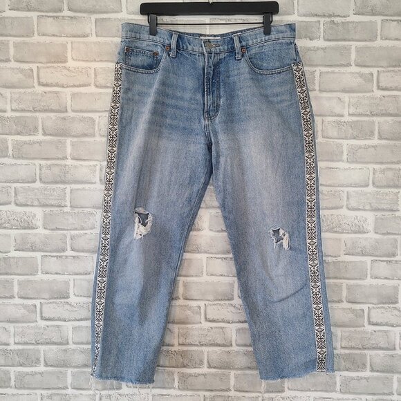 Lucky Brand Relaxed Taper Capri Crop Jeans Embellished Stripe 12 Denim Beach - Picture 1 of 8